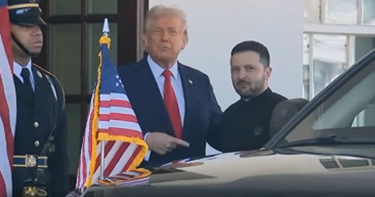 Vladímir Zelenski llega a la Casa Blanca para reunirse con Donald Trump.