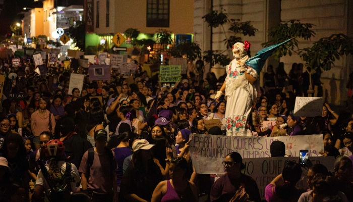 Protesta por el Día de la Mujer en Mérida.
