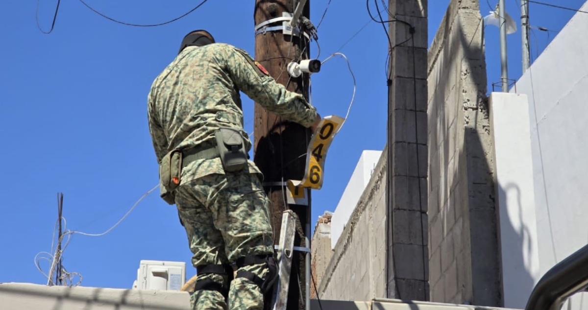 Autoridades desmantelan 13 laboratorios de droga en Sinaloa y aseguran equipo químico.