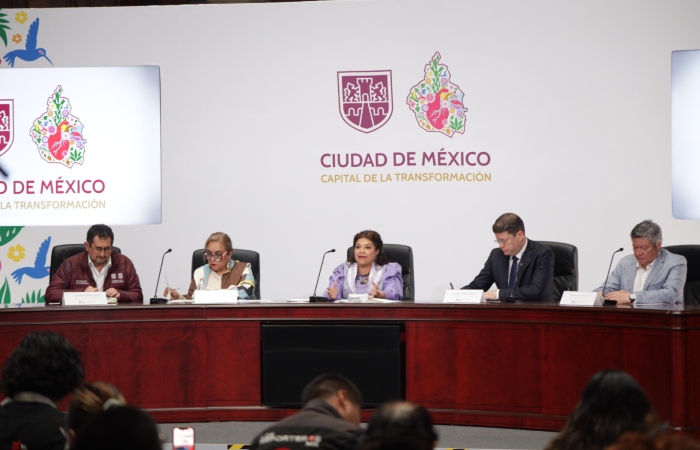 La jefa de Gobierno, Clara Brugada Molina, dio a conocer que propondrá al Congreso de la Ciudad de México reformas a la Ley de Movilidad y al Reglamento de Tránsito para la regulación de las nuevas unidades de movilidad, como motocicletas y scooters eléctricos.