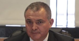 Defensa de García Luna denuncia trato severo.