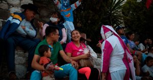 México entra al top 10 de los países más felices del mundo