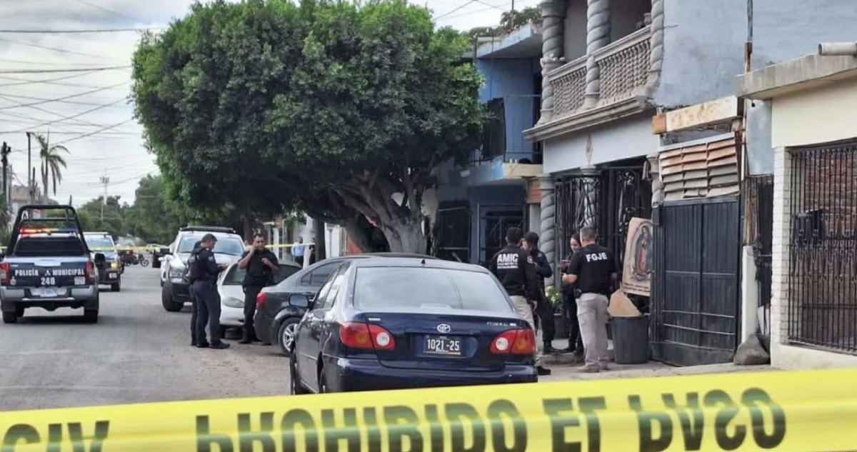Padre olvida a su bebé dentro de un auto en Sonora; la menor muere por golpe de calor.
