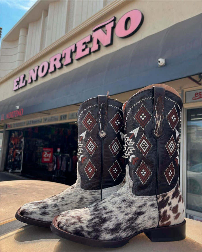 Paisanos reaccionan con preocupación por los aranceles de Trump