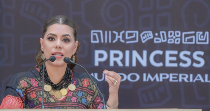 Félix Salgado aplaza su candidatura.