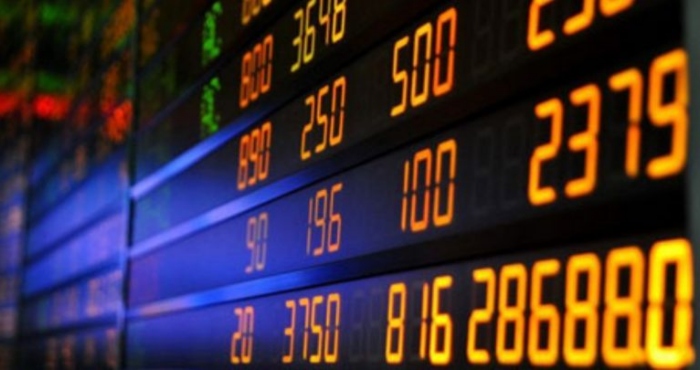 Mercados en EU se hunden por aranceles e inflación.