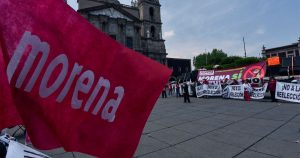 En esta entrega de VERSUS se abordó el tema de los señalamientos y ataques contra personajes de la llamada Cuarta Transformación (4T) generados por la publicación de una serie de notas sobre viajes de lujo.