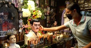 Capitalismo gore y el suave poder de la narcocultura.