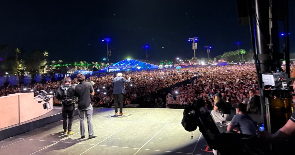 Sanders y Ocasio-Cortez reúnen a 36 mil personas en California.