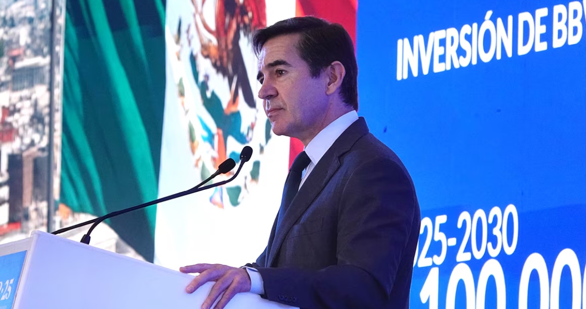 BBVA México anunció este martes la inversión histórica de 100 mil millones de pesos (mdp) en el país para los próximos seis años