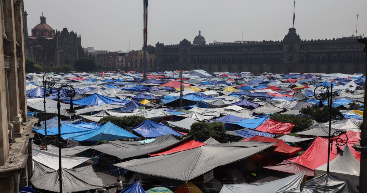 La CNTE exige reunión con Sheinbaum.