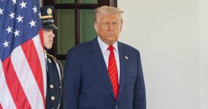 Así, en un hipotético Mr. Trump goes to Washington, el protagonista sería todo lo contrario al héroe de Capra y en cambio, sería un discípulo avanzado de Maquiavelo.