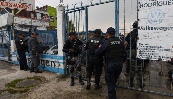 FGJEM hace operativo contra bandas dedicadas alrobo de vehículos