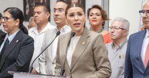 Las visas, la hebra del hilo.