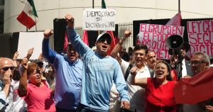 El abismo antidemocrático está aquí.