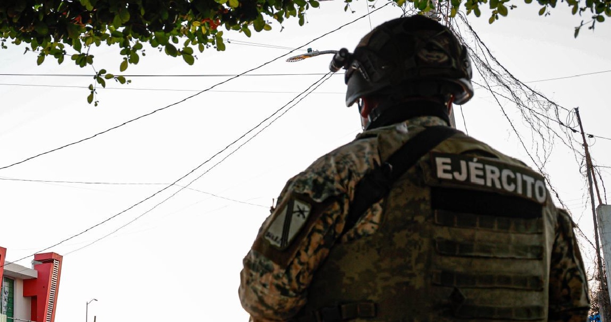 Explosión de narcomina mata a seis militares.