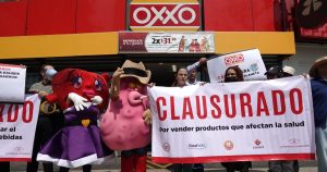El negocio de Oxxo: las adicciones .