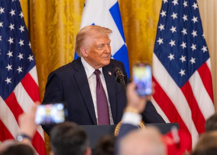 El Presidente de Estados Unidos, Donald Trump, ha asegurado que "no busca" un tercer mandato en las elecciones de 2028.