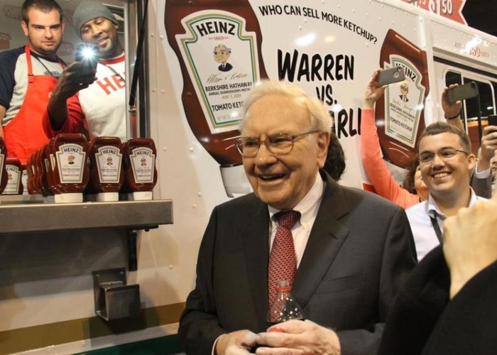 "El comercio no debe ser un arma", dijo Buffett, presidente y director ejecutivo de Berkshire Hathaway, en la reunión anual de accionistas de la compañía.