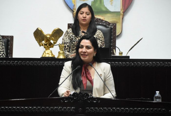 Alhely Medina presentó su primera solicitud de licencia temporal, días después de darse a conocer que la Fiscalía General de la República (FGR) solicitó una orden de aprehensión contra ella.