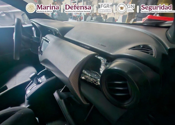 Elementos de la Semar y la Secretaría de Seguridad Pública del Estado de Baja California, ejecutaron una orden de cateo en el municipio de Playas de Rosarito.