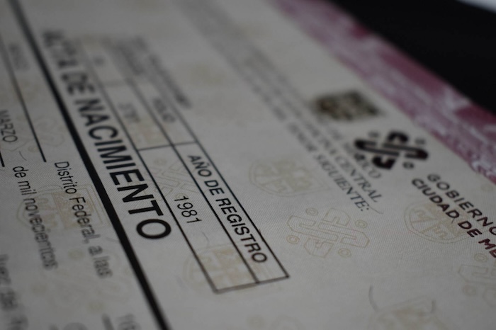 Habitantes de la Ciudad de México (CdMx) no deben hacer trámites complicados para obtener una copia certificada del acta de nacimiento, matrimonio o defunción