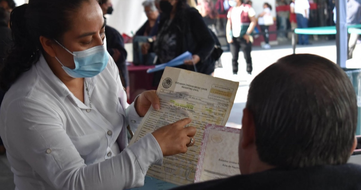 Habitantes de la Ciudad de México (CdMx) no deben hacer trámites complicados para obtener una copia certificada del acta de nacimiento, matrimonio o defunción