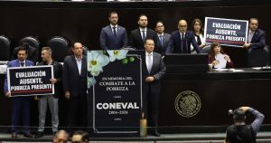Diputados aprobaron en lo general y particular el dictamen por el que se se transfieren funciones del Coneval al Inegi.