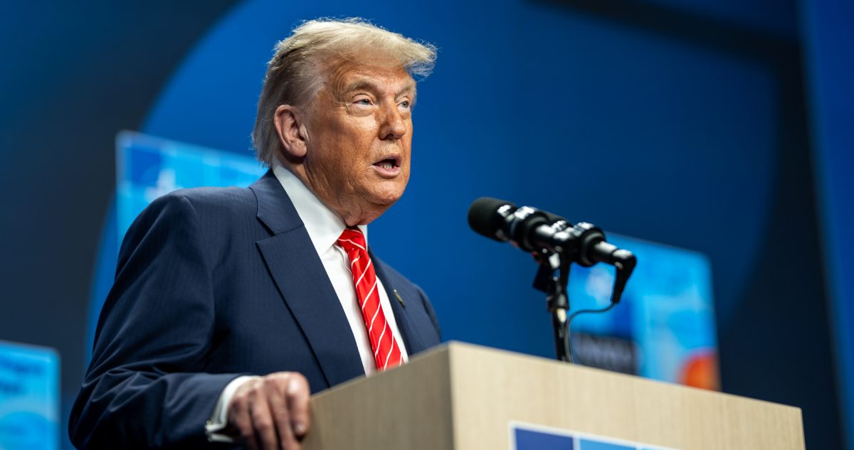 Trump acusa a los demócratas de filtrar información secreta sobre los ataques a Irán.