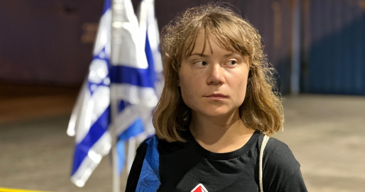 El Gobierno de Israel confirmó este martes que la activista sueca Greta Thunberg fue deportada durante la jornada en un vuelo con destino a Francia.