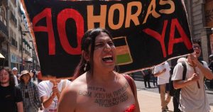 Jornada laboral de 40 horas debería ser gradual, dicen empresarios.