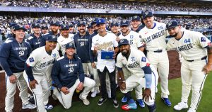 Los Dodgers donarán un millón para ayudar a familias de migrantes afectadas por ICE.