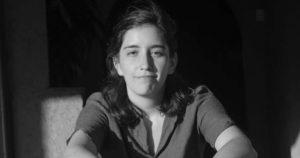 Sobre el sonido de un derrumbe: una obra teatral sobre los escombros de una familia