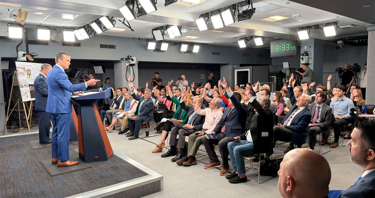 El Pentágono ofreció nuevos detalles sobre los ataques aéreos realizados el sábado contra tres instalaciones nucleares clave de Irán: Fordo, Natanz e Isfahán.