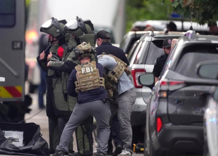 La Policía de Boulder detuvo a un atacante por prender fuego contra un grupo de personas en una acción que las autoridades han clasificado como terrorista.