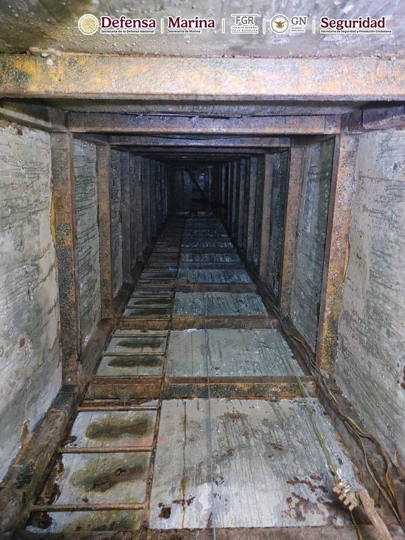 La SSPC informó el hallazgo de un túnel que presuntamente era usado para traficar drogas a través de la frontera entre México y Estados Unidos.