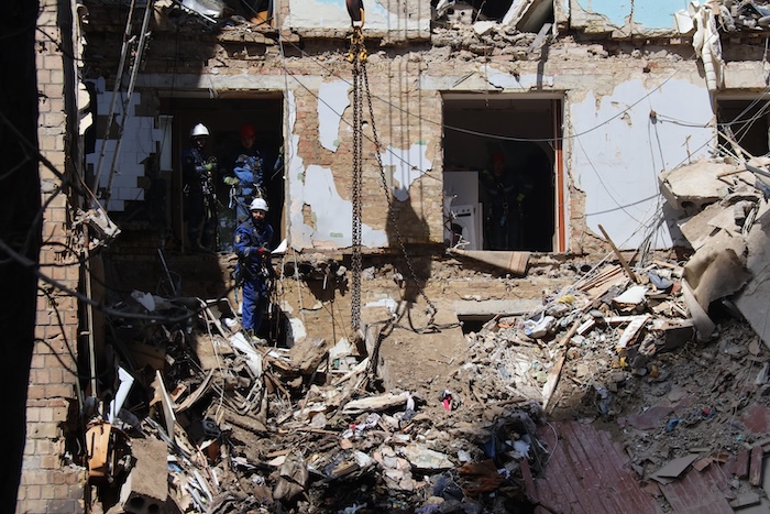 La Fuerza Aérea de Ucrania confirmó que Rusia disparó durante la noche pasada casi 480 aviones no tripulados con cargas explosivas y más de 50 misiles.