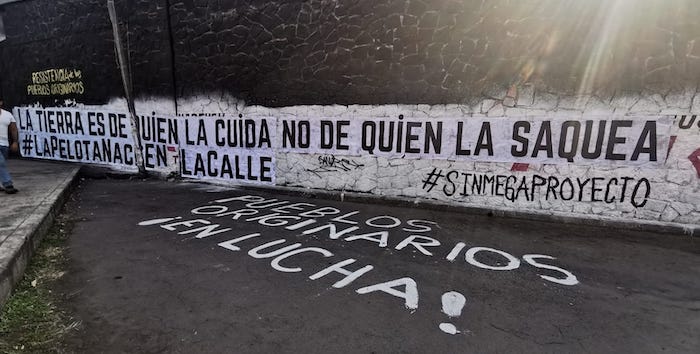 Vecinos de Santa Úrsula Coapa se oponen al saqueo de agua y a las mega contrucciones previo al Mundial 2026.