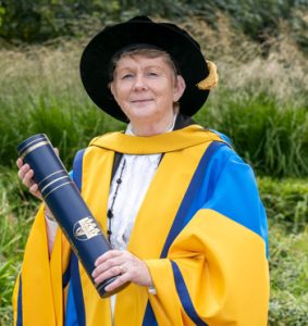 La historiadora Catherine Corless descubrió las actas de defunción de los bebés en 2014.