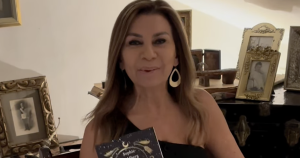 ENTREVISTA ¬ Todos tenemos que rascarle a nuestra historia familiar: Sophie Goldberg