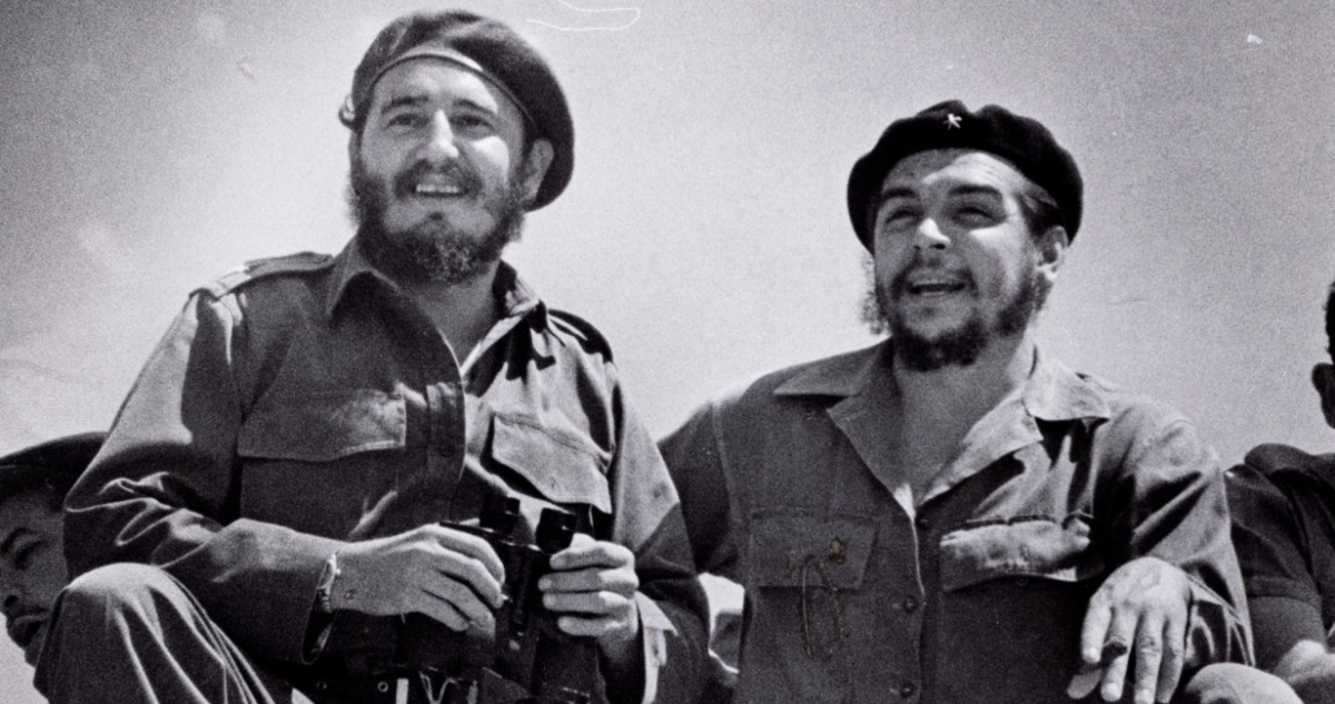 Embajador de Cuba en México reacciona al retiro de escultura.