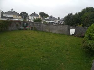 La fosa común en Tuam, con al menos 796 cadáveres de bebés, ya ha comenzado a ser excavado.