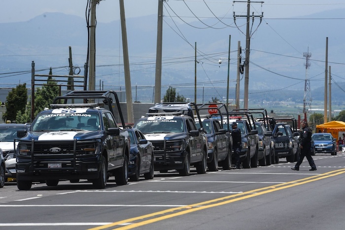 Derivado del "Operativo liberación" implementado en el Edomex contra negocios que operan para "La Familia Michoacana" se registraron bloqueos en municipios.