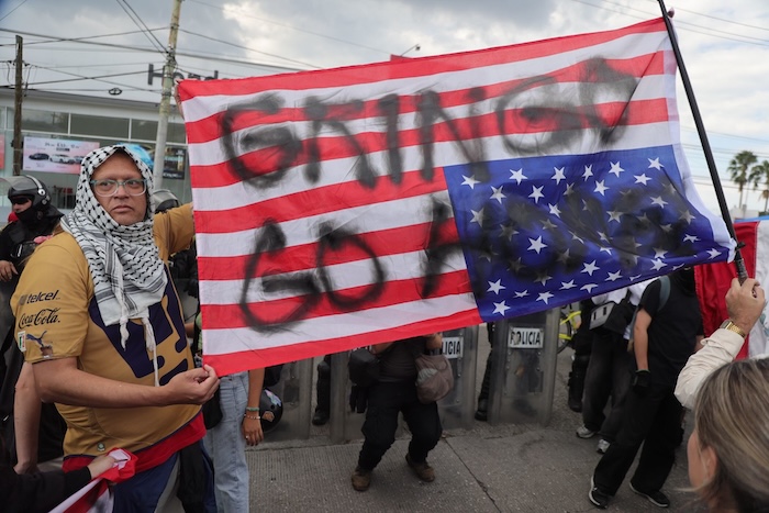 La segunda marcha contra la gentrificación se realizó al sur de la Ciudad de México (CdMx) con la participación de activistas, vecinos y colectivos.