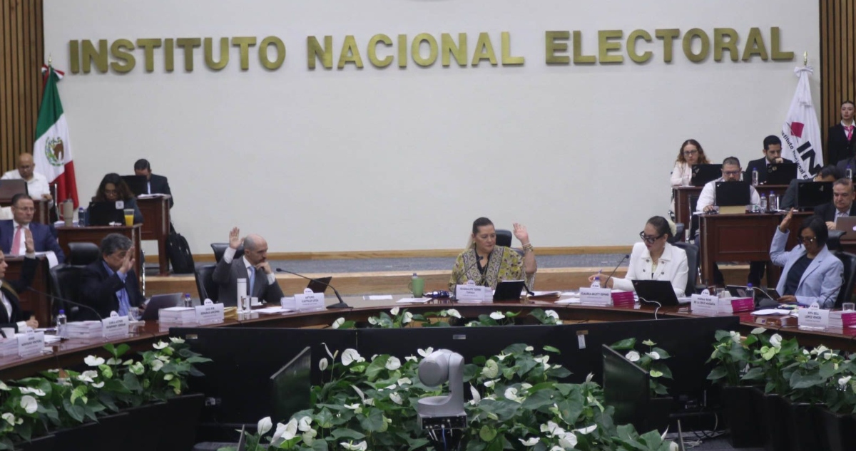 Sheinbaum pidió esperar la decisión del TEPJF respecto a la resolución del INE sobre la detención de irregularidades por uso de acordeones en elección judicial.