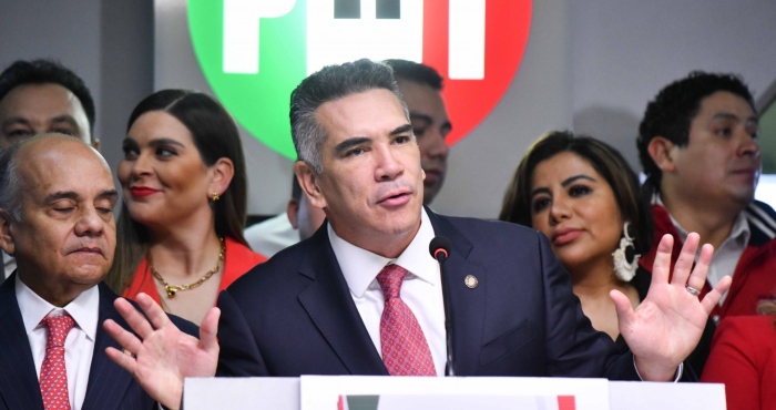 Alejandro Moreno Cárdenas, senador y dirigente nacional del PRI. 