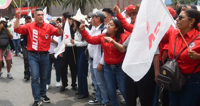 "Alito" marcha tras agresión a Noroña.