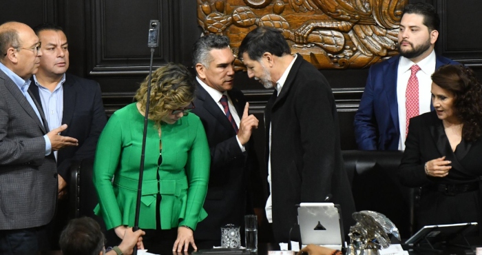 Claudia Sheinbaum, Laura Itzel Castillo y Kenia López no deberían tener problema para hacer una política que no huela a testosterona.