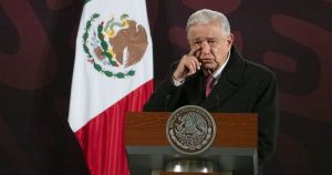 Esto son apenas unos cuantos ejemplos de lo que ha sido la relación entre los gachupines y AMLO. Cuando digo gachupines no me refiero a los españoles.