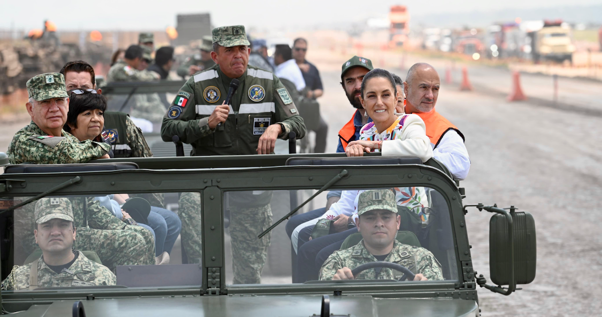 La Presidenta Sheinbaum visitó Hidalgo para supervisar los avances en la construcción del Tren México-Pachuca y declaró que podría estar terminado en el 2027.